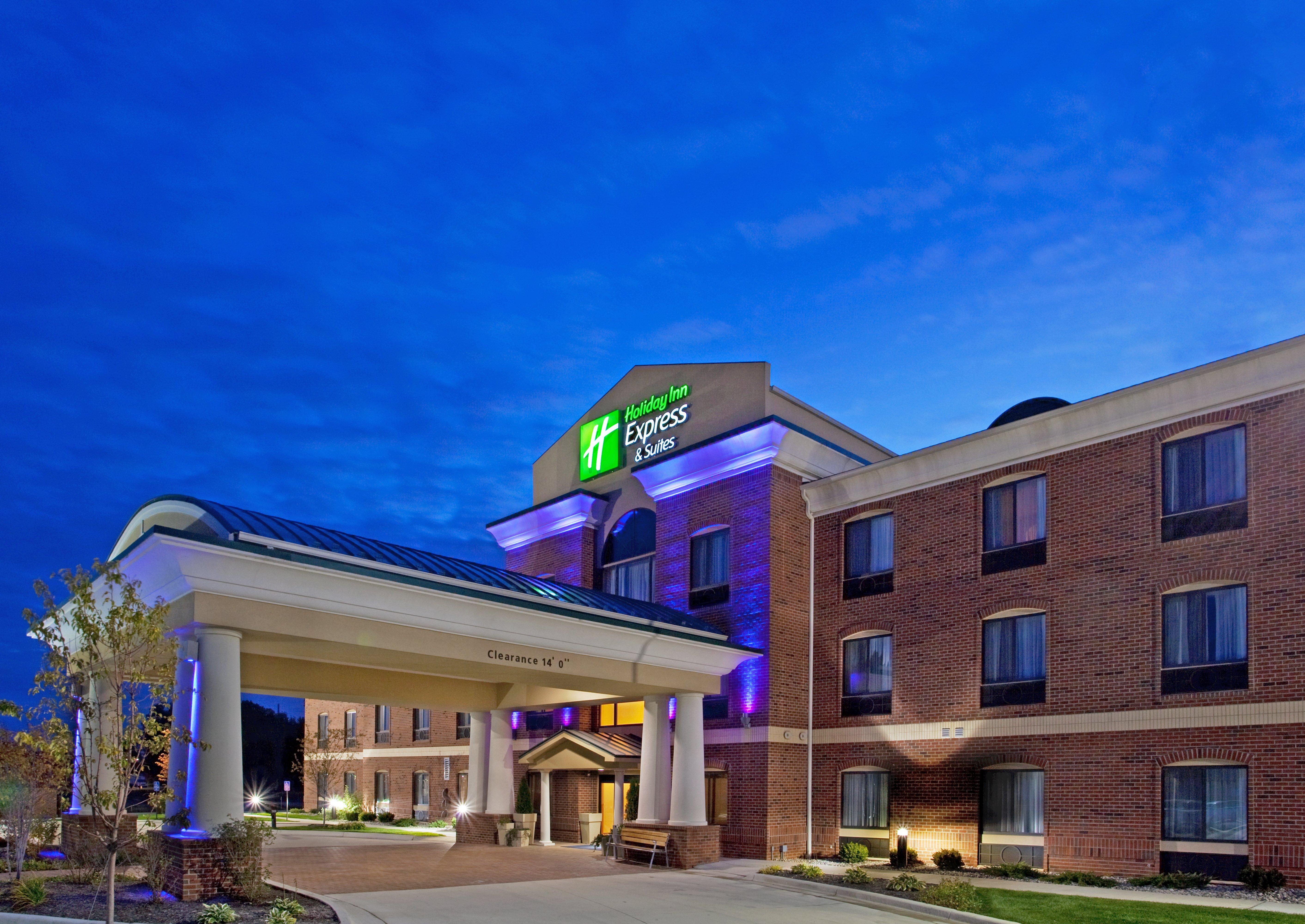 Holiday Inn Express Hotel & Suites Chesterfield - Selfridge Area By Ihg Exterior foto