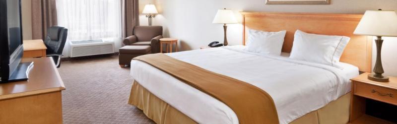 Holiday Inn Express Hotel & Suites Chesterfield - Selfridge Area By Ihg Exterior foto